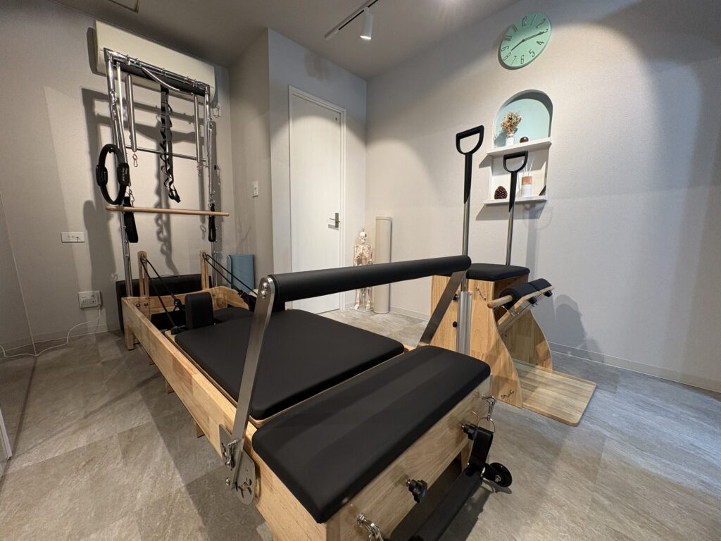 T'sPilates三島松本店ピラティスマシン